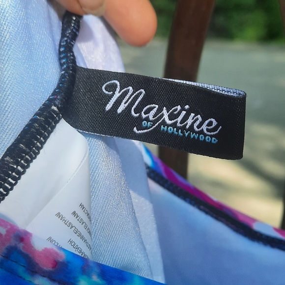 🆕️ Maxine of Hollywood Swim Top - Picture 8 of 12